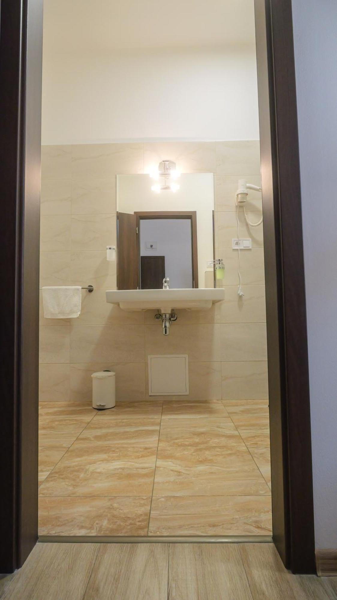 Premium City Centre Bedrooms Prešov Dış mekan fotoğraf