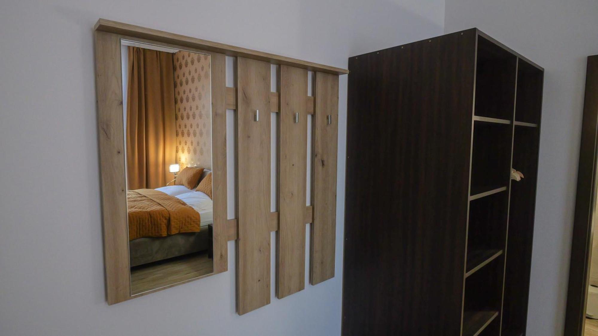Premium City Centre Bedrooms Prešov Dış mekan fotoğraf